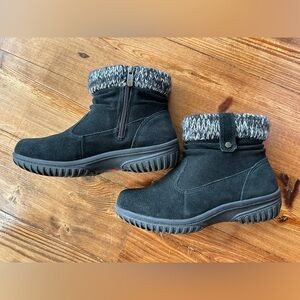 Khombu Black Winter Boots with Gray Knit Cuff Size 6